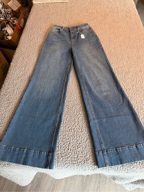 Tyler Boe Medium Blue Wide-Leg High-Rise Jeans